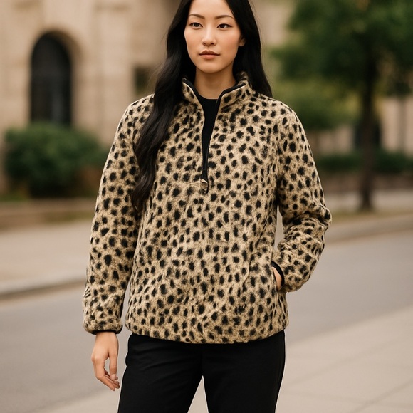 NWOT Maurice Leopard Print pullover fleece Women's Jacket - Picture 1 of 5